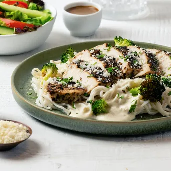 Creamy Chicken and Broccoli Pasta (Low Carb)