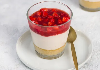 Peanut Butter & Jam Cheesecake