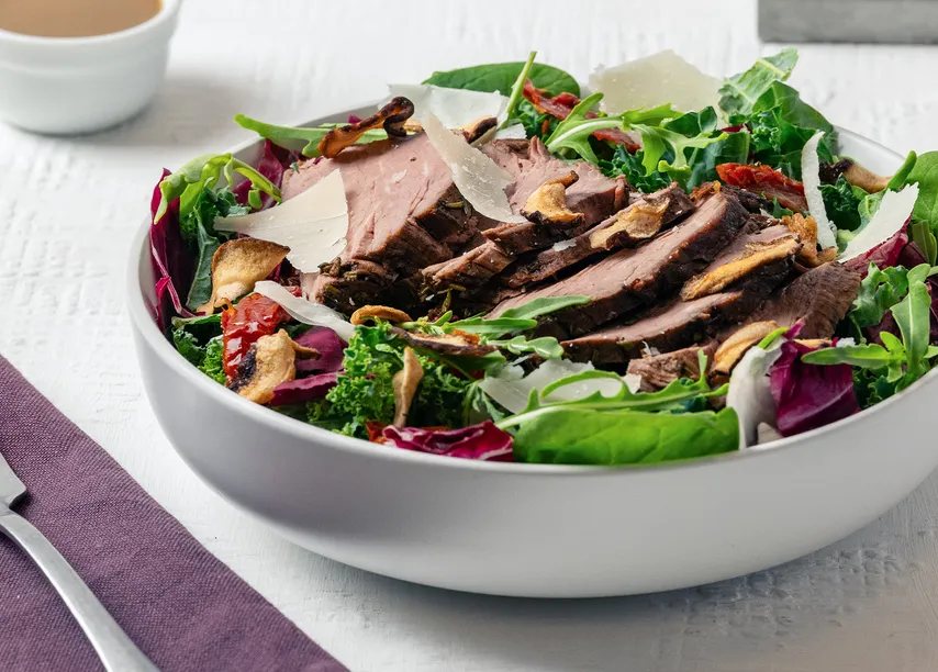 Roast Beef and Crunchy Mushroom Salad
